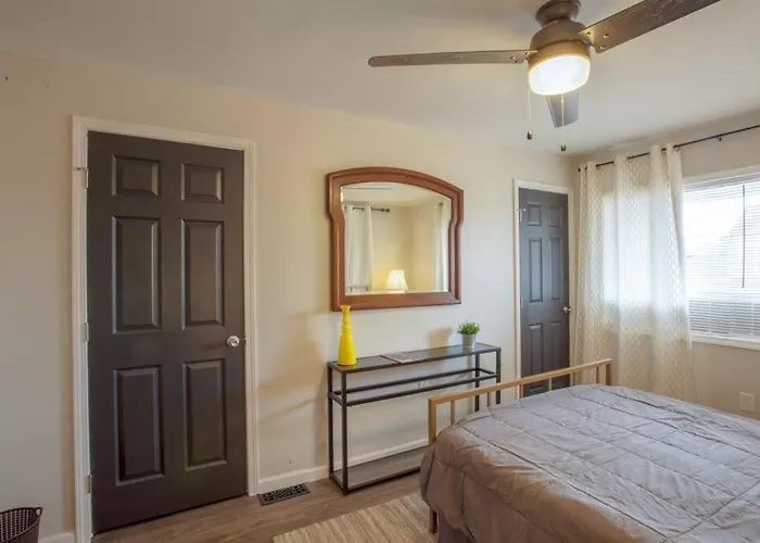 Beautiful One Bedroom Oasis